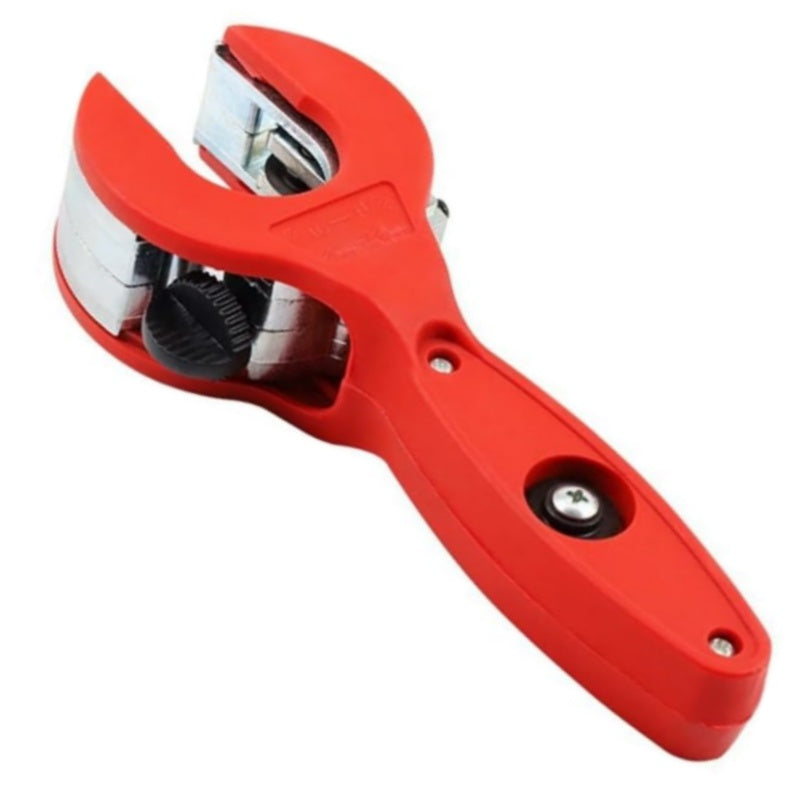 Ratchet-style pipe cutter—a one-handed, quick pipe-cutting tool